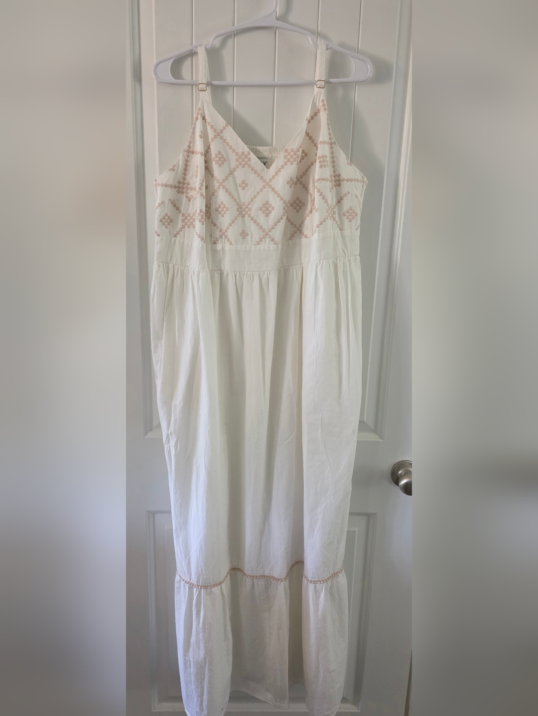 Ava & Viv Cotton White Maxi Dress With Embroidered Bodice 1x
